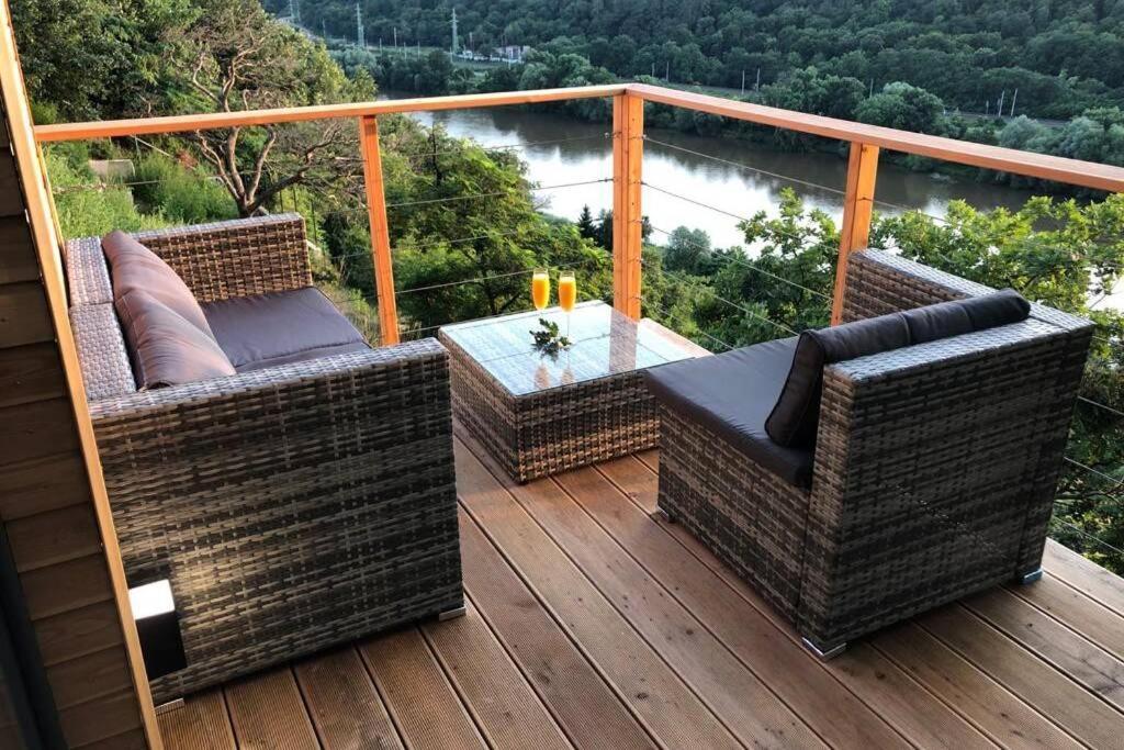 Chatka - C - Vyhlidka Nad Rekou Zdiby Esterno foto